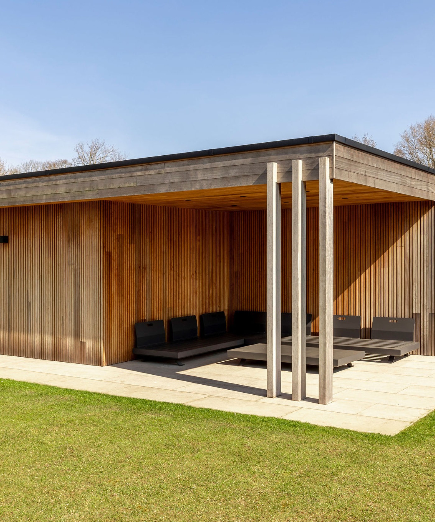 Houten bijgebouw